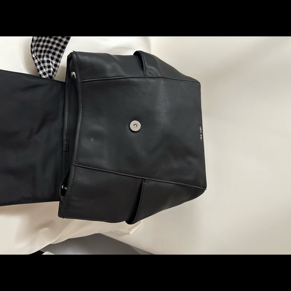 Nine west adjustable backpack - Picture 4 of 5